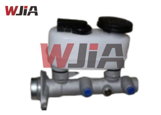46010-01A00 46010-01A05 Brake Master Cylinder Replacement Parts For Nissan Hilux