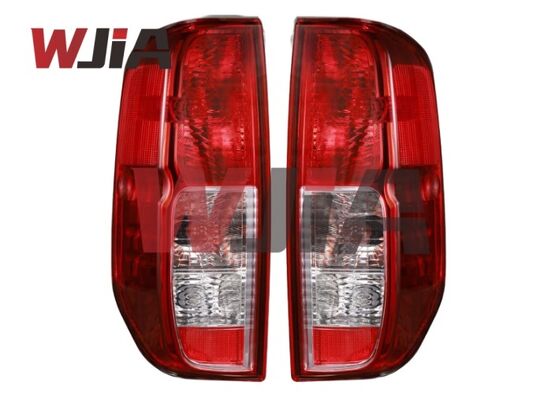 26550-EA825 26555-EA825 Tail Light LED For Nissan Frontier 2005-2010