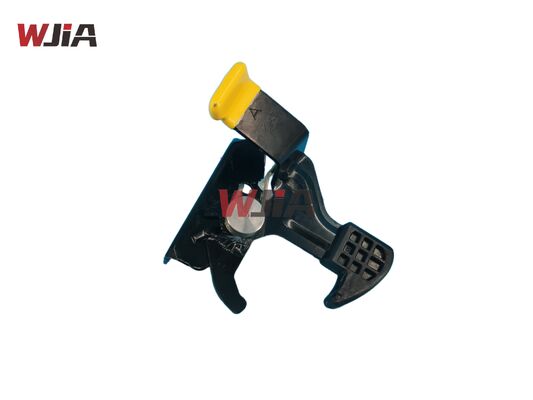 65670-6CA0A Engine hood secondary latch For Nissan Altima L34-