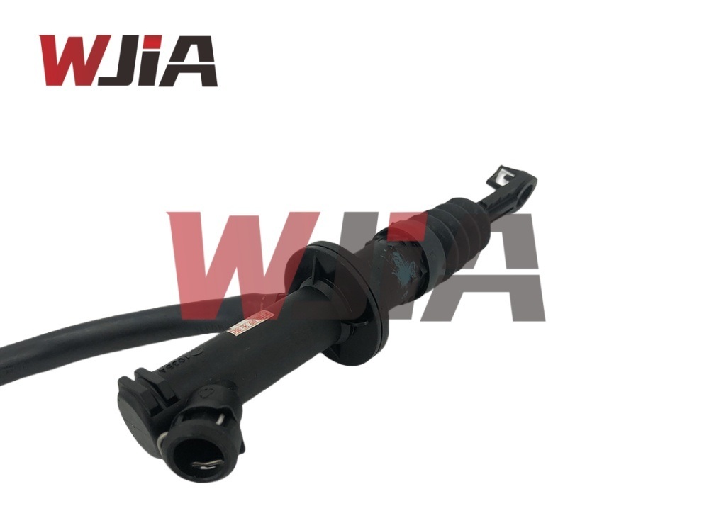 30610-2FL0A AUTO BRAKE SYSTEM PLASTIC CLUTCH MASTER CYLINDER PUMP FOR NISSAN VENUCIA