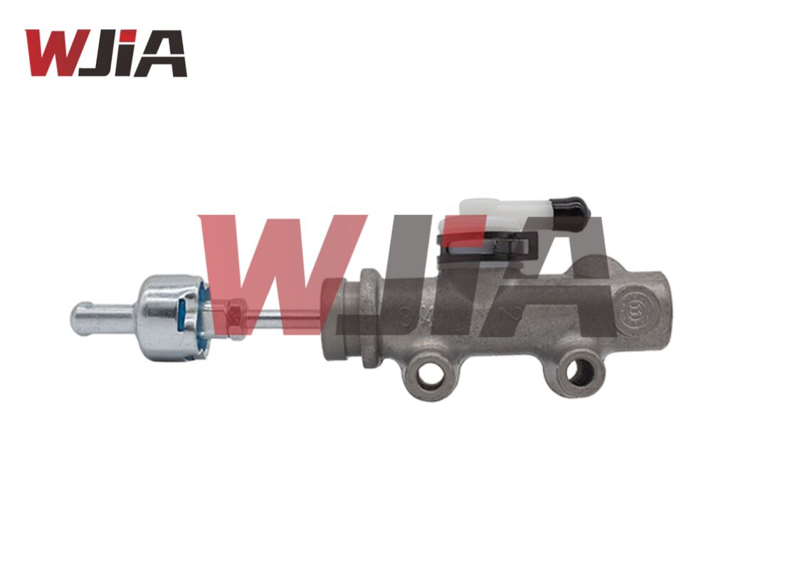 31420-60030 31420-60031 Suitable for Toyota Prado LHD/02-09 GRJ120 KZJ120 LJ120 TRJ120 Clutch master cylinder