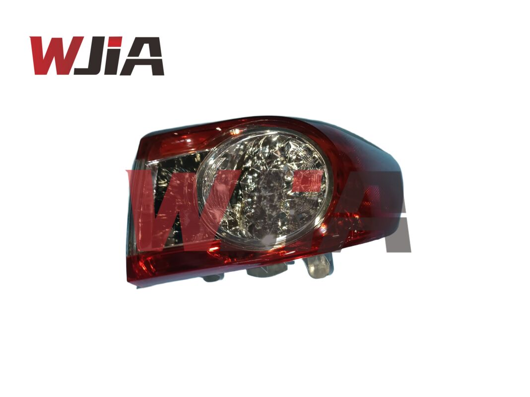 81551-02620 81561-02620 Headlamps For TOYOTA Corolla 2010-2013 ZRE141. ZRE142