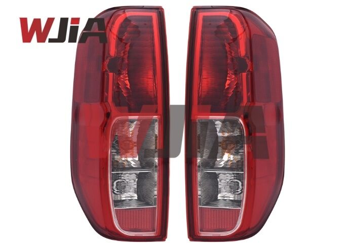 26550-EA825 26555-EA825 Tail Light LED For Nissan Frontier 2005-2010