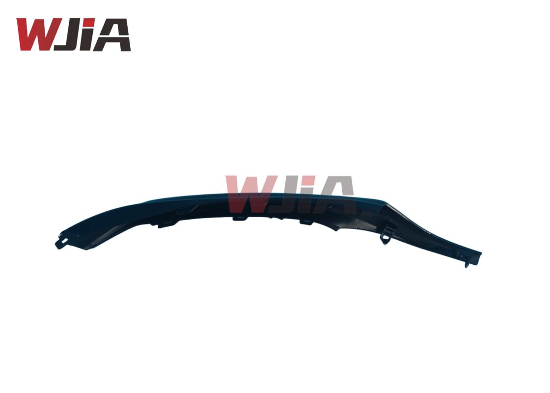 53123-06040 53123-06060 53124-06120 53124-06130 Toyota Camry 2018 SE (US) Front bumper grille lower molded trim