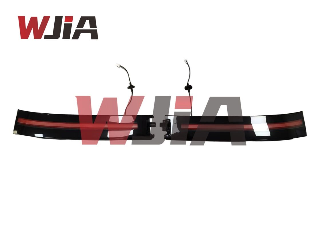 26550-7KA1A 26555-7KA1A LED Rear Bumper Middle Taillight Brake Through The Taillamp For Nissan PATROL Y63 2025