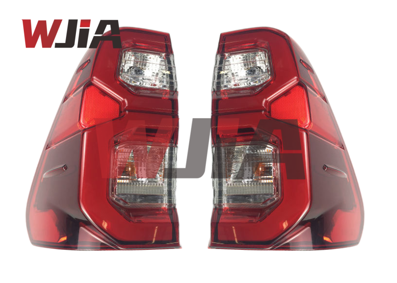 81551-0K260 81550-0K270  Tail Lamp Tail Light For Toyota Hilux Revo 20215