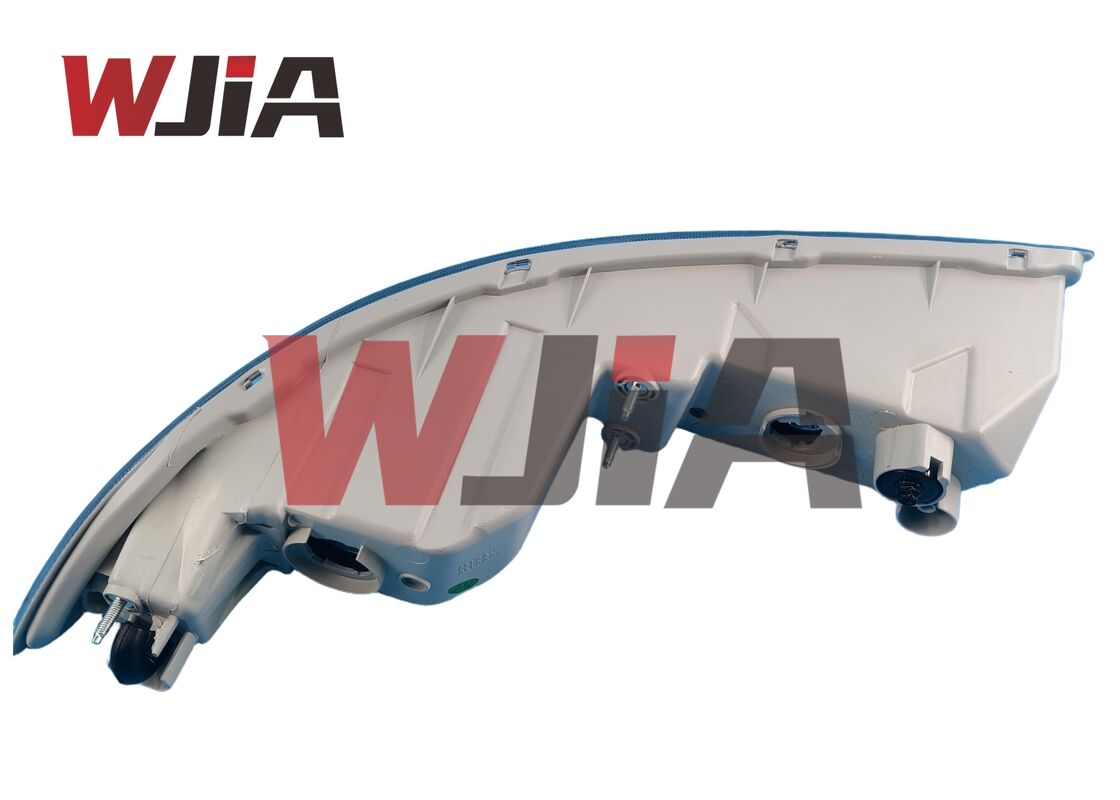 26120-95F0A 26125-95F0A Fog Lamp For For Nissan 2008 Sunny