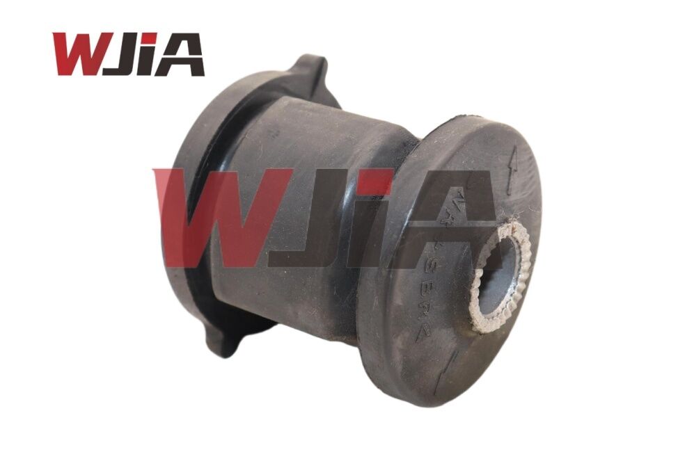 48725-12020 Toyota Chassis Parts New Suspension Bushing Durable Wear Resistant Neutral Packaging
