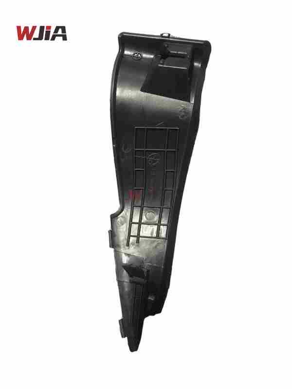 66894-6RA0A Impact-resistant Black Plastic Front Fender Trim Cover RH For Nissan