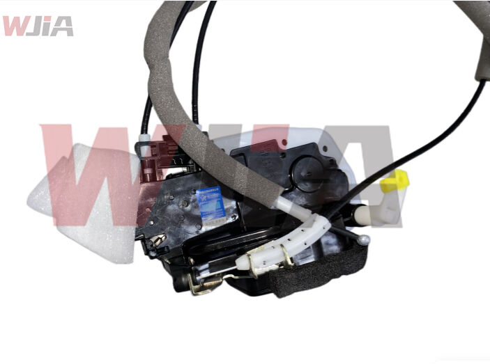 80501-3AW1A Front Left Door Lock Assembly For Nissan Sunny N17