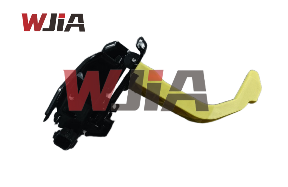 65601‑6LA0B Premium Replacement Hood Latch Assembly Direct Fit For Nissan Sentra Sylphy B18 2020‑2023 Sturdy Steel Body Hood Lock Without Anti Theft Sensor OE Standard Aftermarket Spare Part