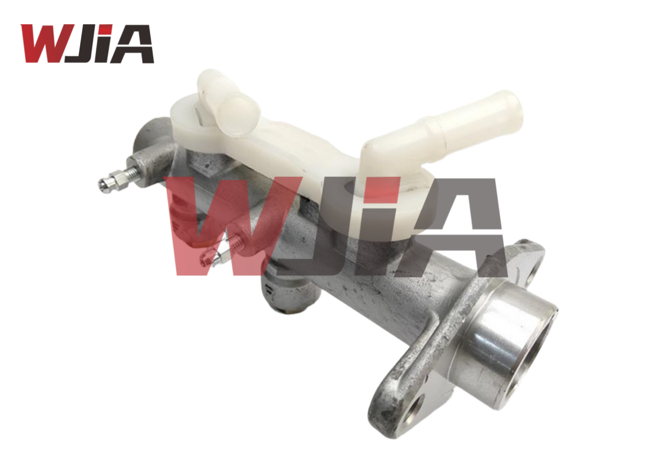 Brake  Master Cylinder Nissan ATLAS F22 46010T8610