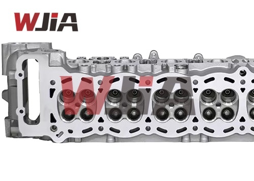 11101-69095 Cylinder Head Engine Parts  For Toyota Land Cruiser