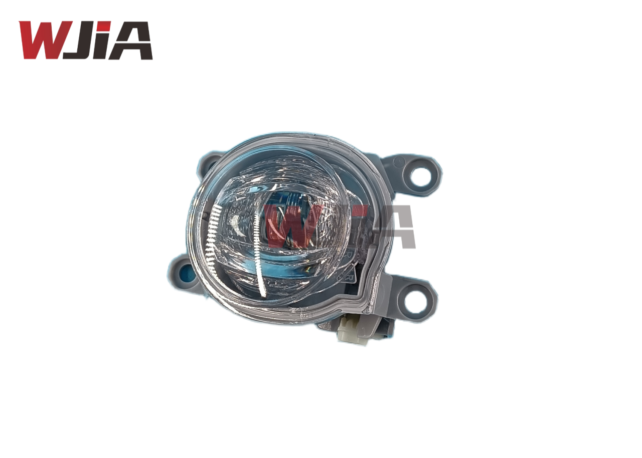 81210-02140 81210-02200 81220-02140 Suitable for Toyota Corolla LEVIN NRE210/ZWE211 fog lights