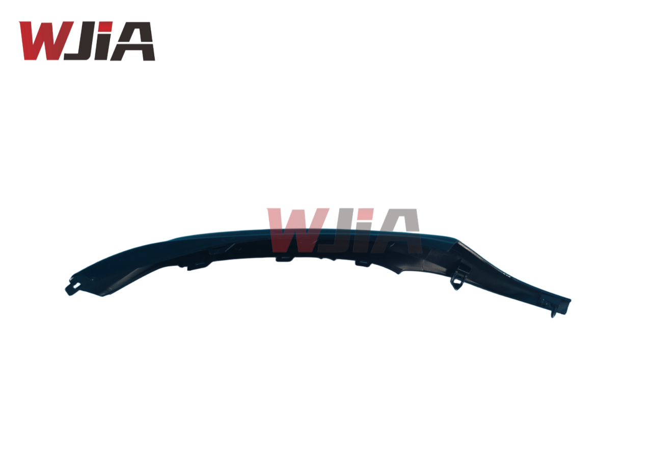 53123-06040 53123-06060 53124-06120 53124-06130 Toyota Camry 2018 SE (US) Front bumper grille lower molded trim