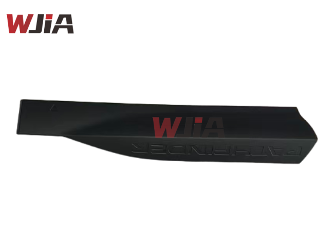 82877-6TA5A  82876-6TA5A Rear door anti-collision strip For Nissan Pathfinder R53(2021-)