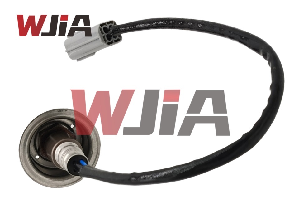 226A3-5X00A Oxygen Sensor  For Navara D40 Armada R51