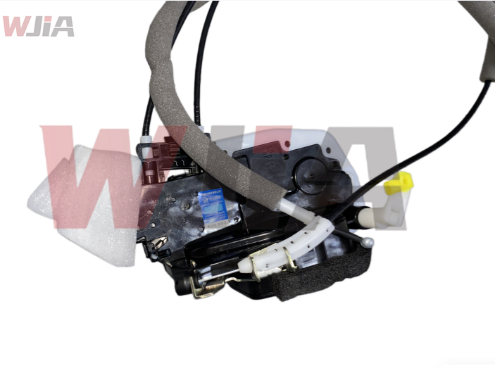 80501-3AW1A Front Left Door Lock Assembly For Nissan Sunny N17