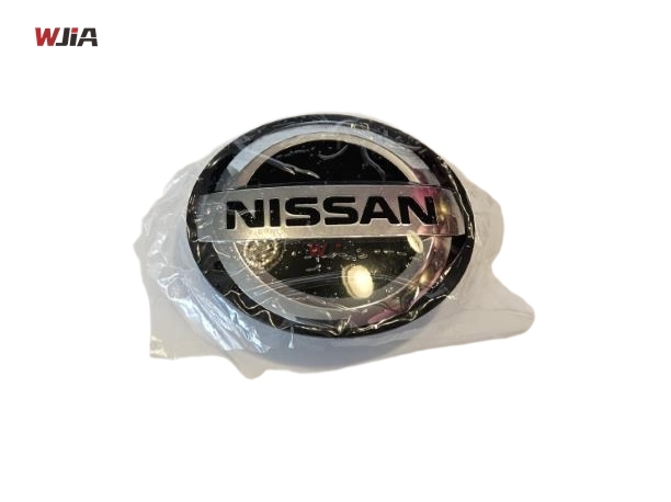 62890‑DFA0A Front Grille Emblem Badge For Nissan