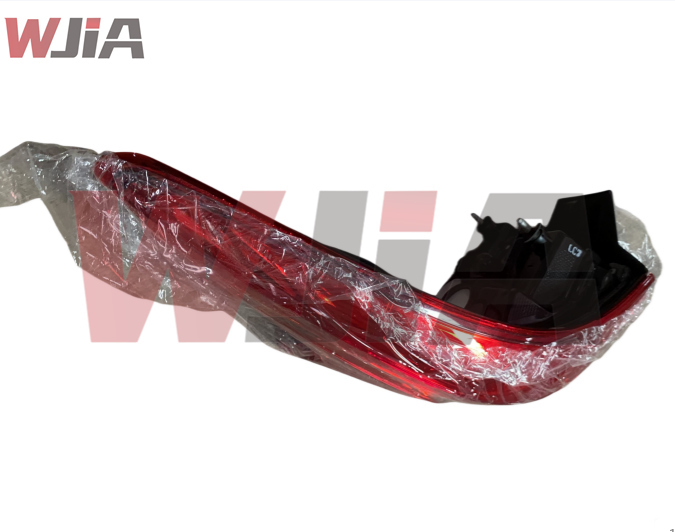 26559-5U50A Rear Left Tail Lamp Assembly For Nissan Sylphy B17Z