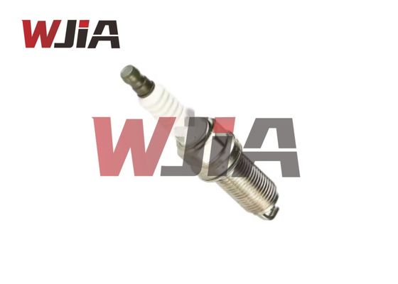 90919-01235 Spark Plugs  Ignition System  For Toyota Hilux 2005-2021 PRADO 2003-2009