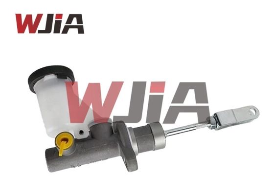 30610-P2710 Brake Master Cylinder Clutch  For NISSAN Pick Up D22 P27 A33 A32